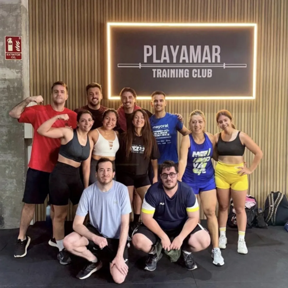 Equipo de Data Seekers en el gimnasio Playamar Training Club